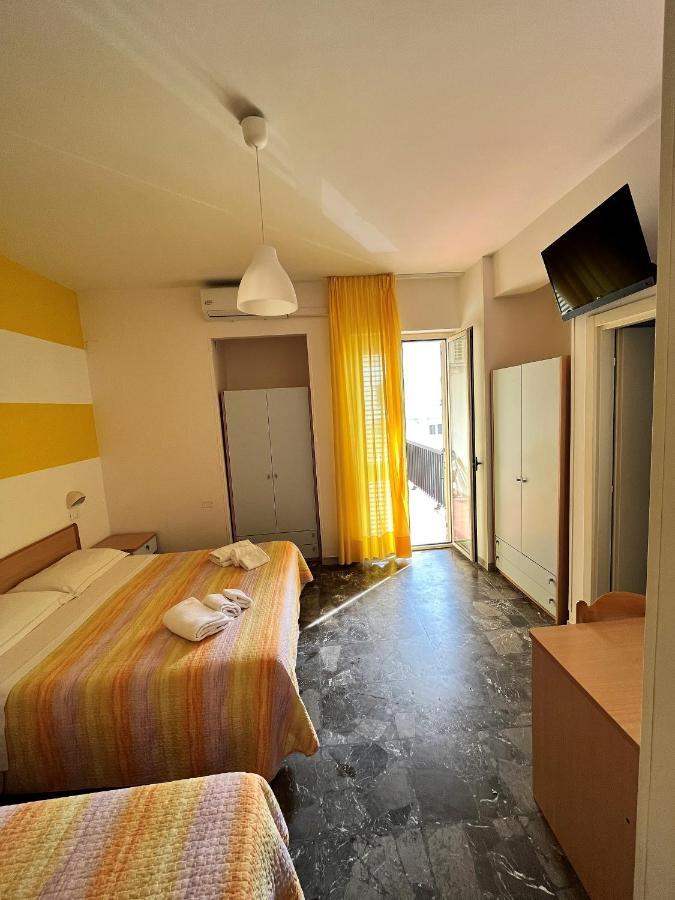Hotel Lido Vieste Kültér fotó