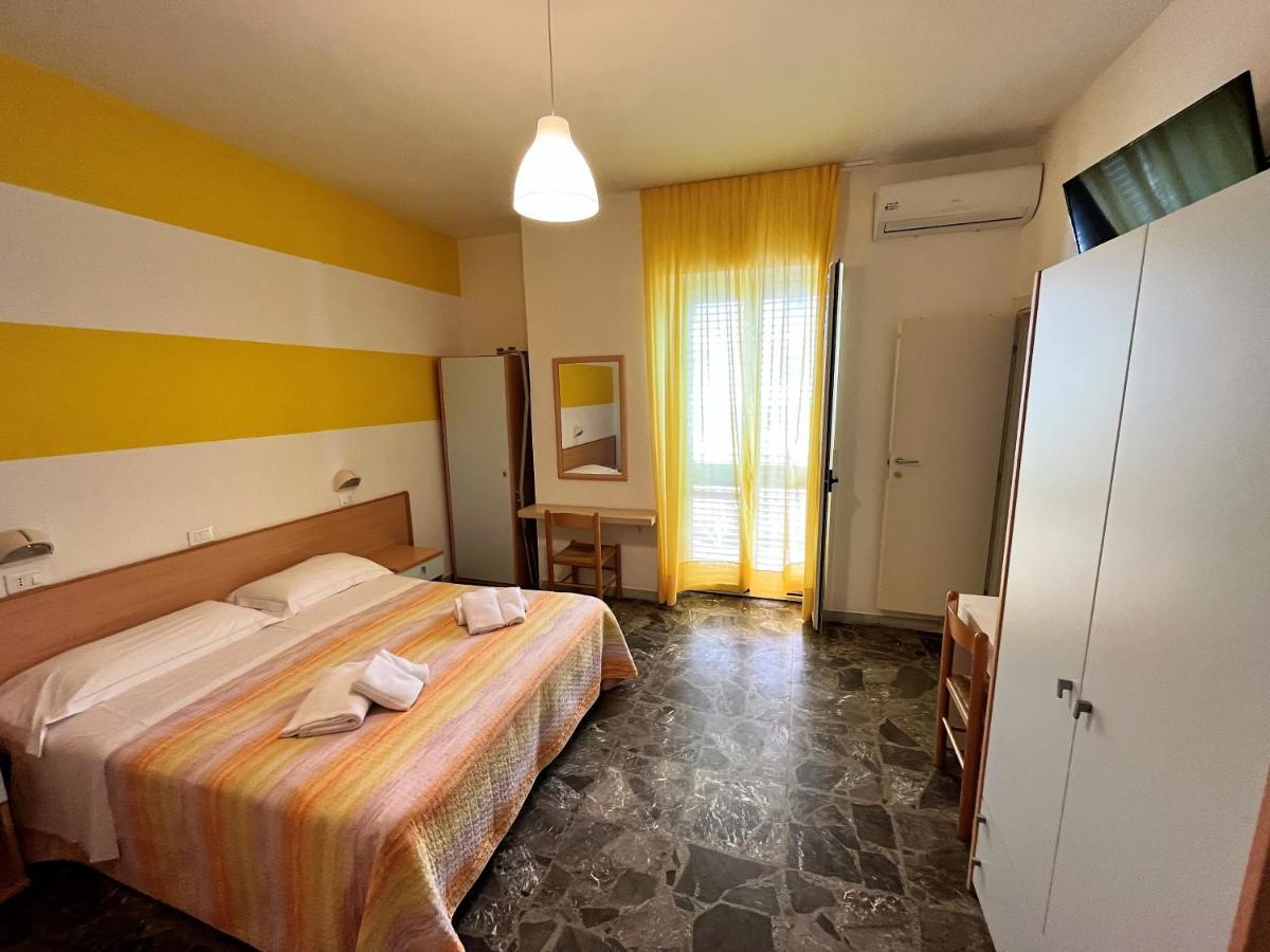 Hotel Lido Vieste Kültér fotó